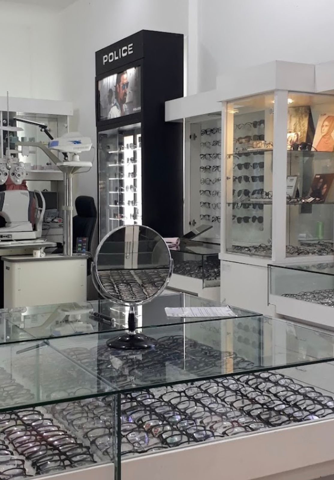 Visa Optik Ungaran